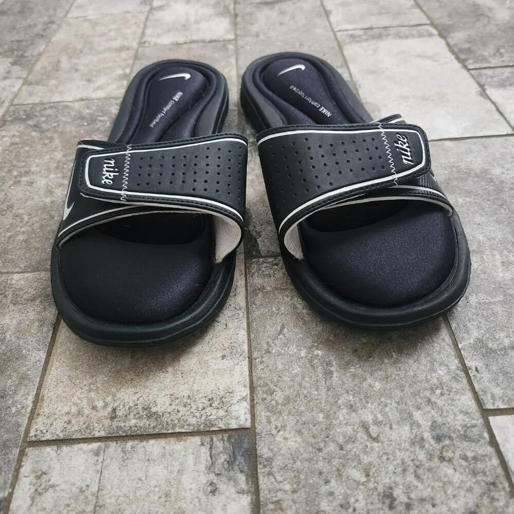 Nike Women's Comfort Footbed Slide Sandals